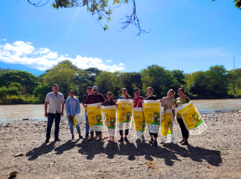 Comunidades se unen a Campaña de limpieza en Ríos de la Región Trifinio